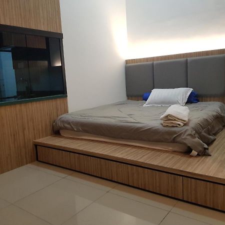 06- Austin Regency Taman Mount Austin Studio 4-5Pax جوهر بهرو المظهر الخارجي الصورة