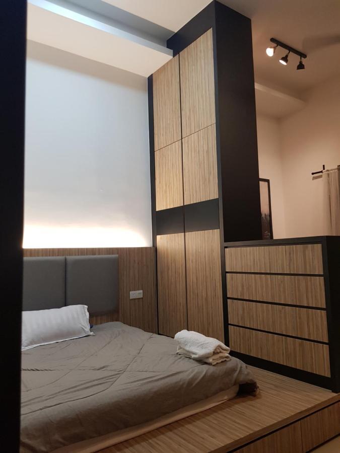 06- Austin Regency Taman Mount Austin Studio 4-5Pax جوهر بهرو المظهر الخارجي الصورة