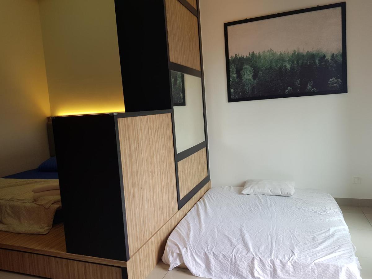06- Austin Regency Taman Mount Austin Studio 4-5Pax جوهر بهرو المظهر الخارجي الصورة