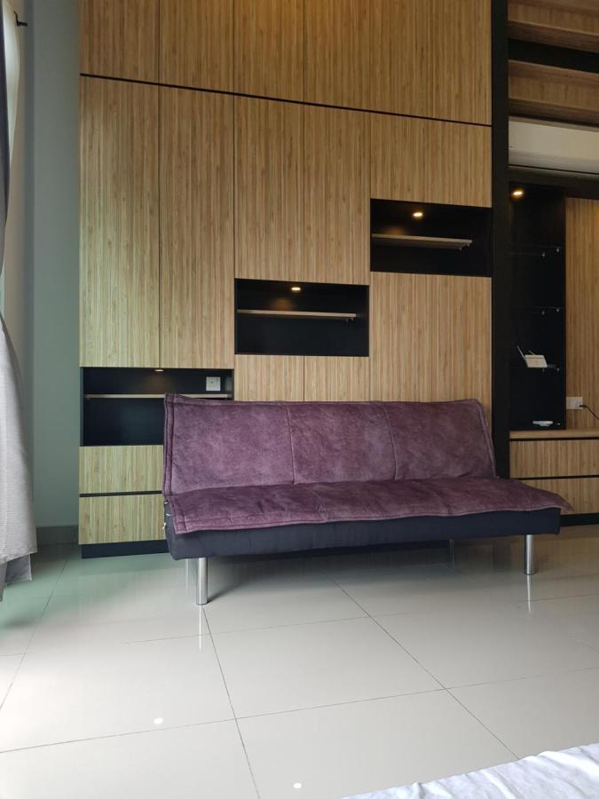 06- Austin Regency Taman Mount Austin Studio 4-5Pax جوهر بهرو المظهر الخارجي الصورة